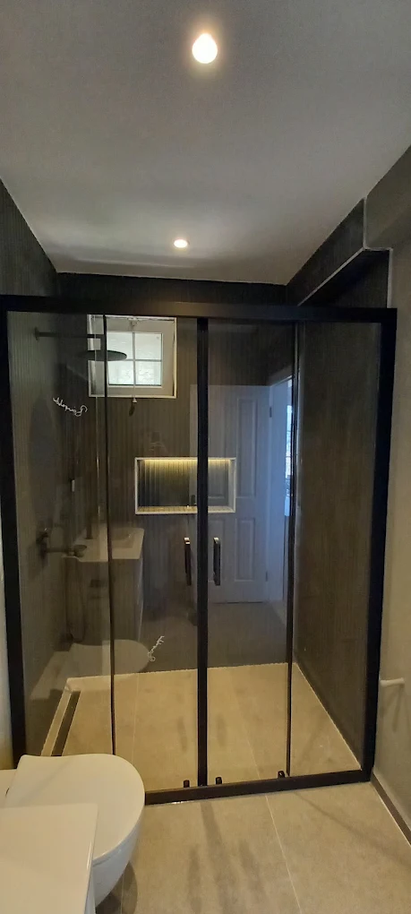 Ölçüye özel modern cam duşakabin