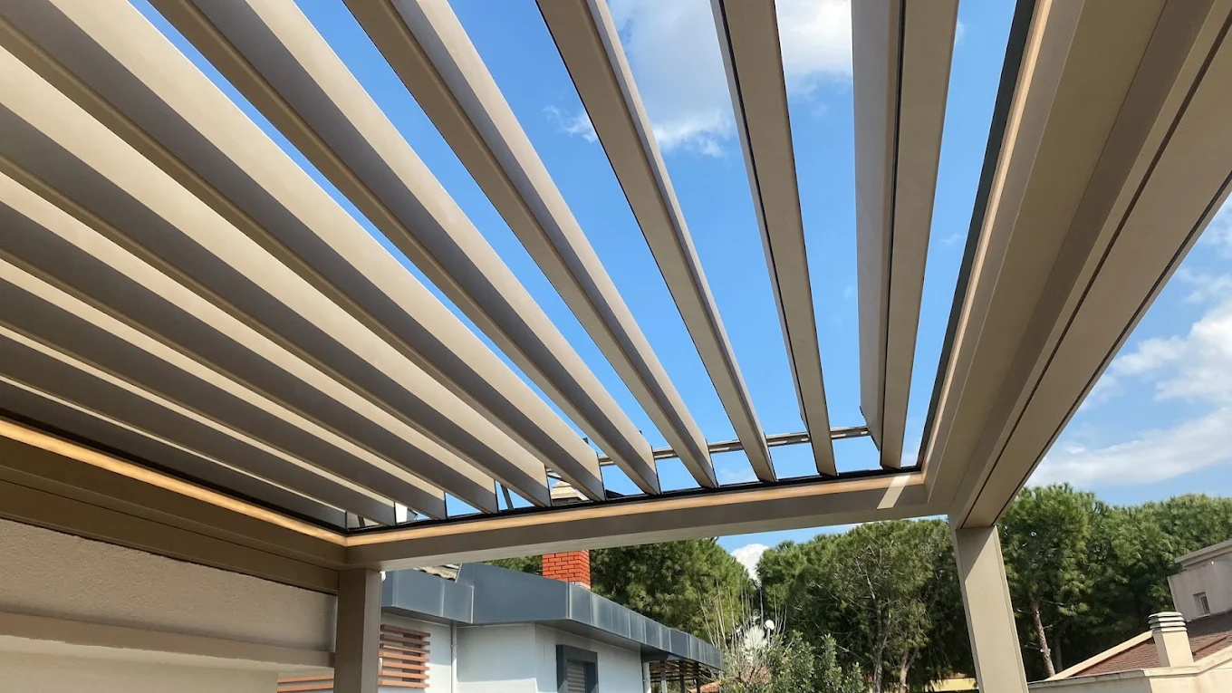 Uzaktan kumandalı otomatik alüminyum panjur